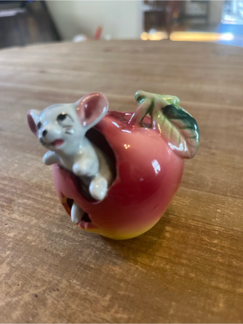 Vintage 1950s–1970s Ceramic Mouse in Apple Figurine – Mid-Century Collectible